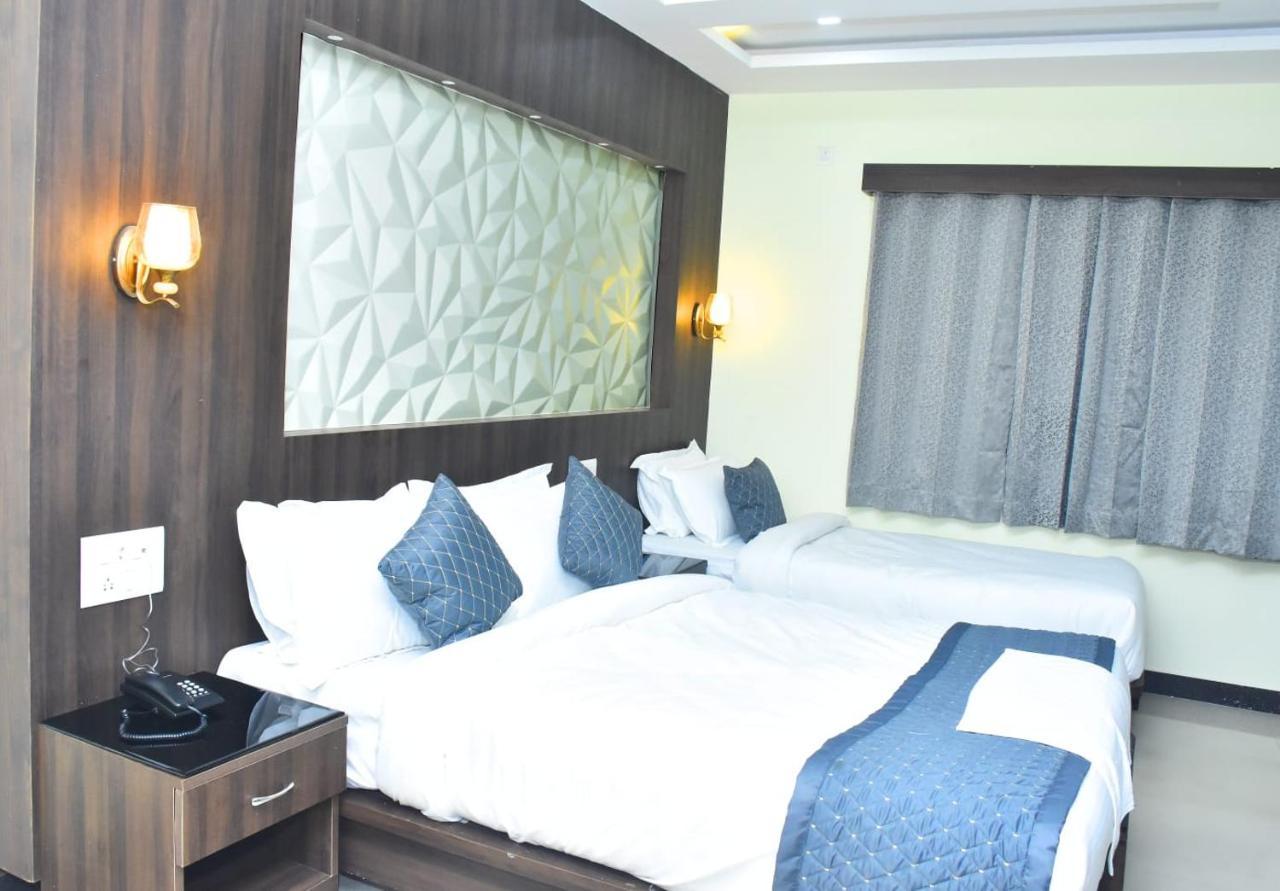 Hotel La Gowri, Coorg Madikeri Exteriör bild