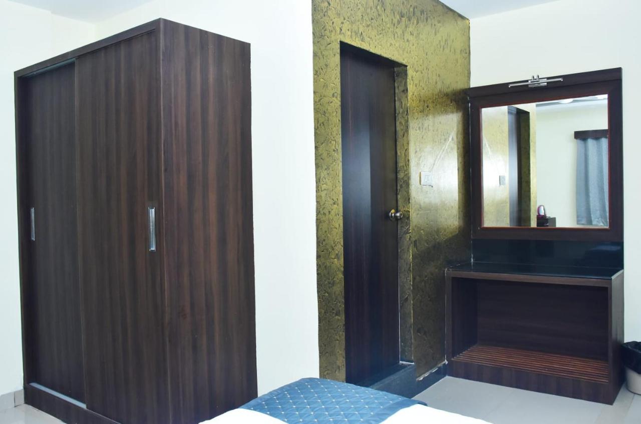 Hotel La Gowri, Coorg Madikeri Exteriör bild
