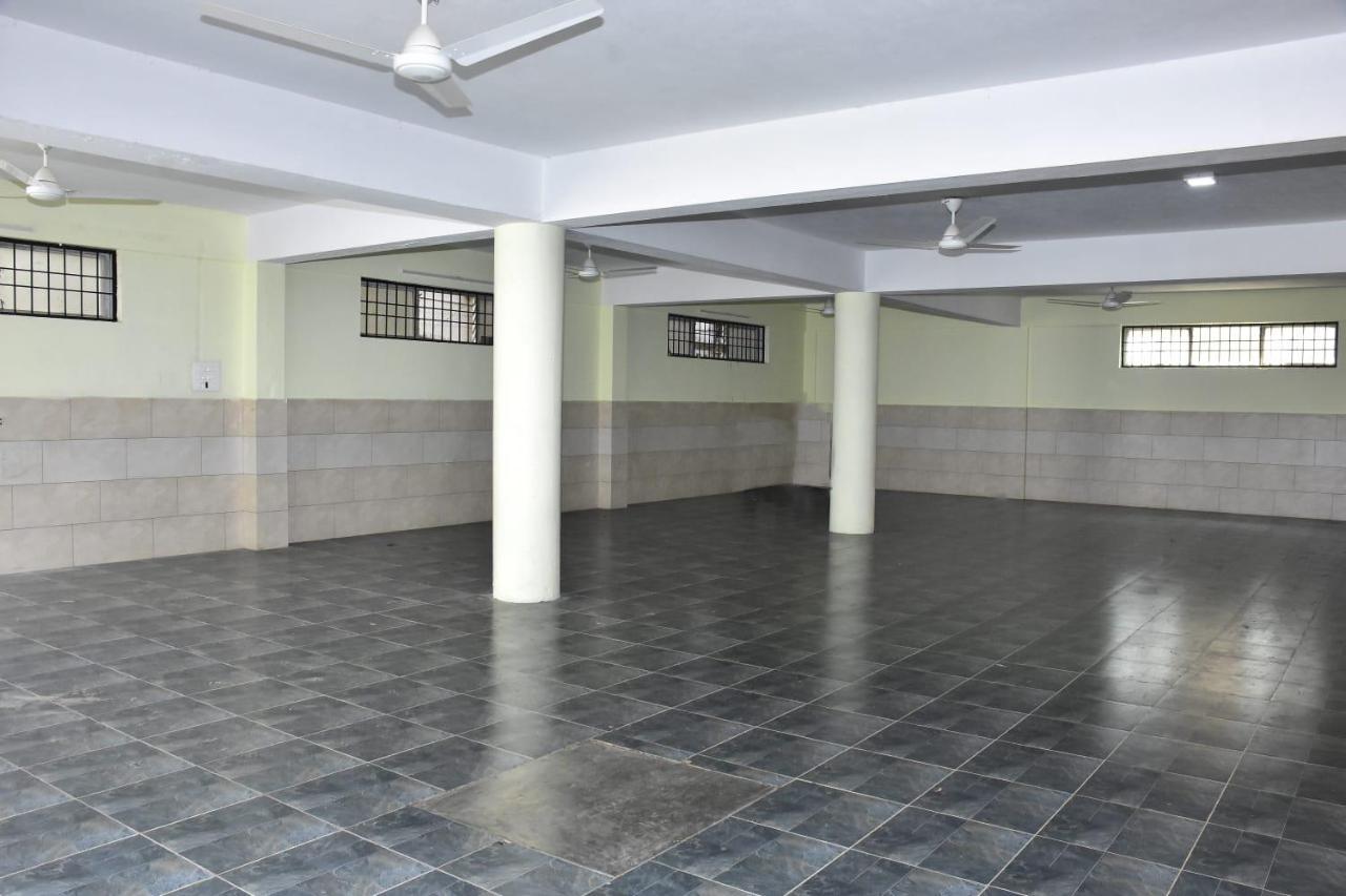 Hotel La Gowri, Coorg Madikeri Exteriör bild